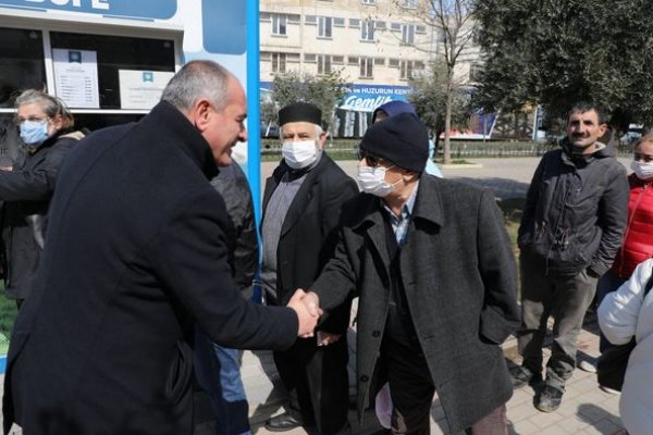 Gemlik’te Halk Büfeler her gün on binlerce vatandaşa hizmet veriyor