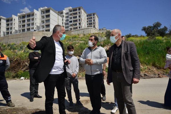 Gemlik’te iç mahallelerde hizmet atağı