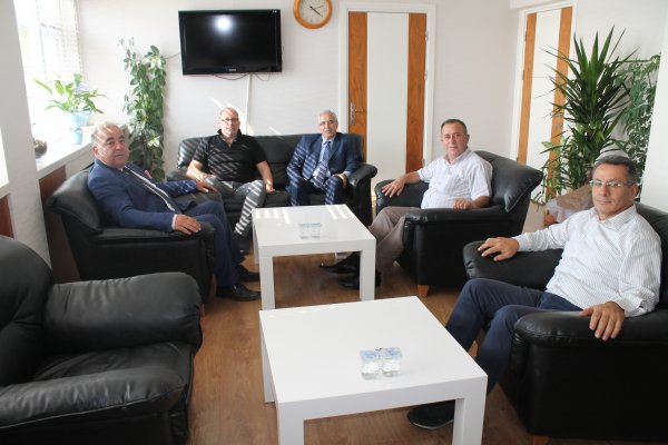 Gemlik Ticaret Borsasından Kaymakama Hayırlı olsun Ziyareti