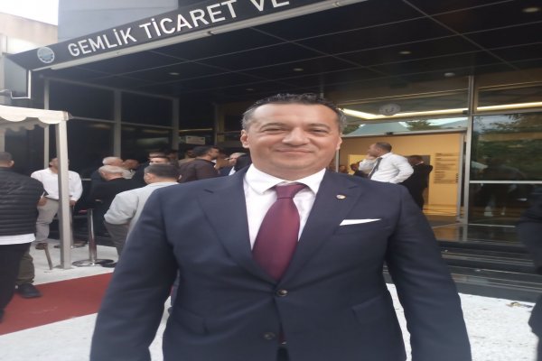 GEMLİK TİCARET VE SANAYİ ODASI MESLEK GRUPLARI SEÇİMLERİNİ HASAN HAMAMLOĞLU LİSTESİ 19 'A 8 OLARAK KAZANDI..