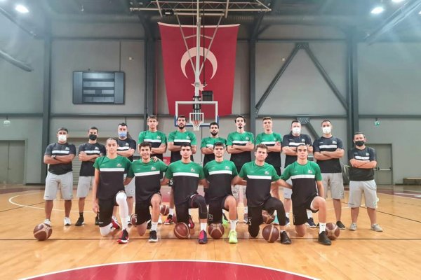 Gemlik Turnuvasının 1.cisi Samsunspor oldu.