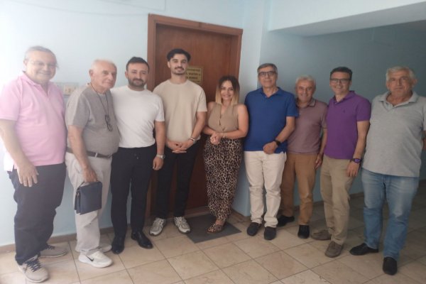 GEMLİK ÜNİVERSİTE YAPTIRMA VE YAŞATMA DERNEĞİ GENEL KURULU YAPILDI….