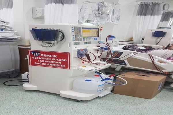 Gemlik Vefa Spor kulübünden örnek davranış.