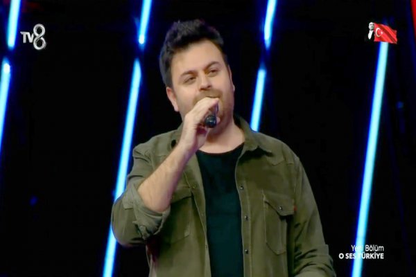 Gemlikli Burak, Beyaz’ı seçti
