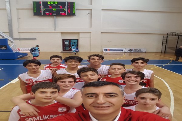 GEMLİKSPOR : 47 NİLÜFER SPOR : 46