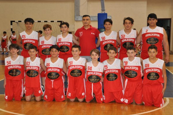 GEMLİKSPOR: 60 NİLÜFER SPOR: 50