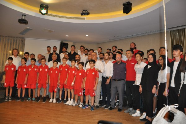 Gemliksporlular Şampiyonluk gecesinde buluştu