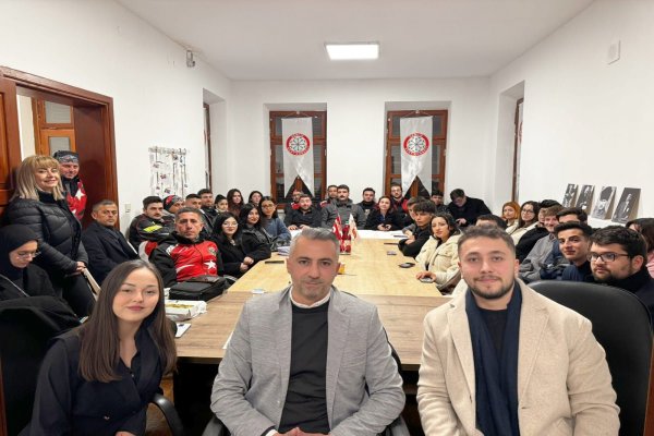 GENÇLİK MECLİSİNDE YENİ DÖNEM BAŞLIYOR