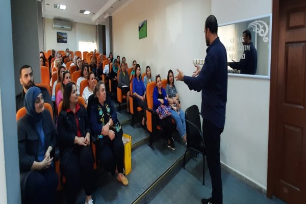 HALK EĞİTİM MÜDÜRLÜĞÜ’NDE EĞİTİM SEMİNERLERİ DEVAM EDİYOR