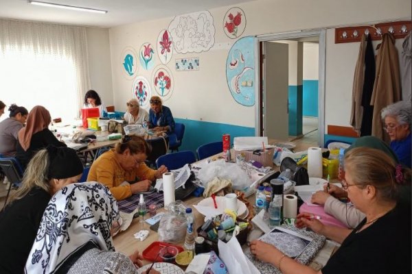 HALK EĞİTİMİ MERKEZİ YENİ DÖNEMDE YENİLİKLERLE HİZMET VERMEYE DEVAM EDİYOR!...