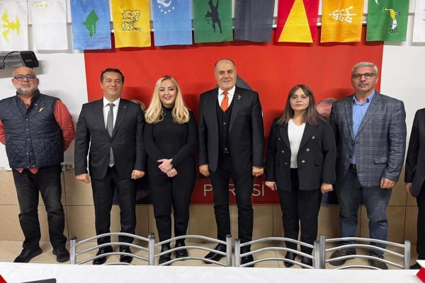 HAMALOĞLU ve ANAR ZAFER PARTİSİNE PROJERİNİ ANLATTILAR