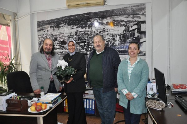 HAMİDİYE MAHALLESİ MUHTAR ADAYI DİLŞAD SEZER KAYA’DAN GAZETEMİZE ZİYARET