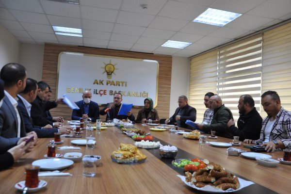 IŞIK VE YİĞİT GEMLİK’İN EĞİTİM SORUNLARIN ÇOĞUNLUĞUN ÇÖZÜLDÜĞÜNÜ SÖYLEDİ