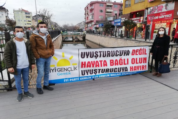 İYİ GENÇLİK UYUŞTURUCUYA KARŞI UYARIYOR
