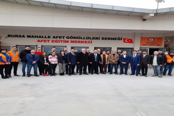 İYİ PARTİDEN DEPREM HAFTASI ETKİNLİGİ