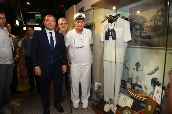 İzzet Kaptan’dan Kent Müzesi’ne jest
