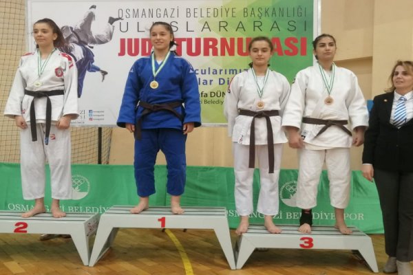 Judoya Gemlik Belediyespor damgası