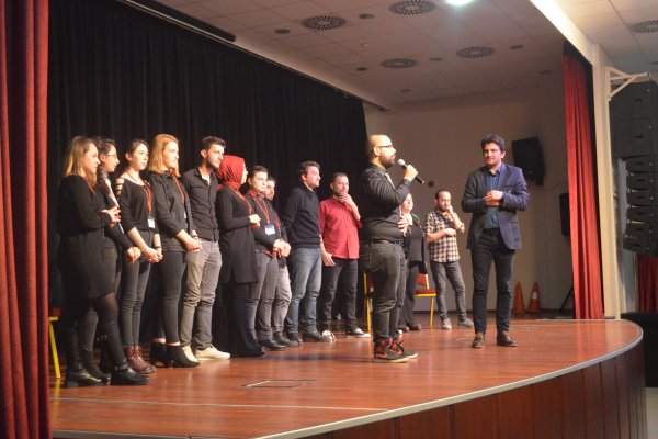 KAMPÜSTE DOĞAÇLAMA TİYATRO GECESİ
