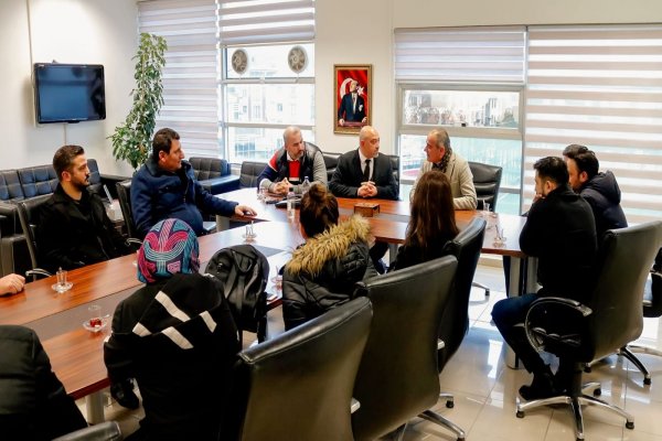 Kaynar ziyaretlerini sürdürüyor