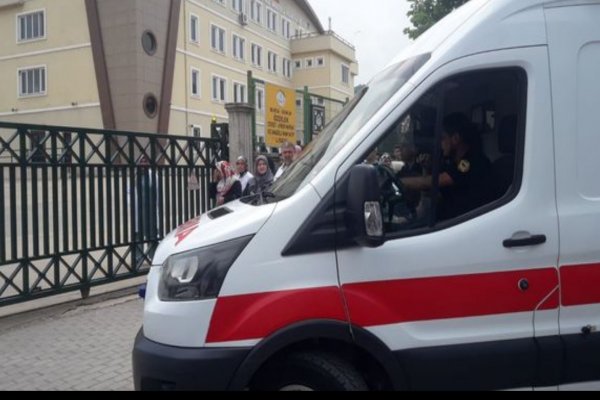 KIZ ÖĞRENCİ SINAVDA BAYILDI