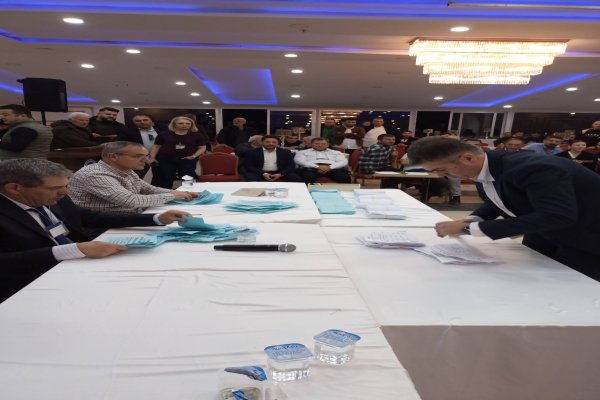 MARMARABİRLİK'TE SEÇİMLERİ KAZANAN İBRAHİM DEMİR’İN LİSTESİ OLDU