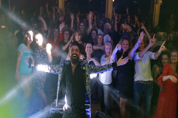 MEHMET ÇEVİK YAZ SEZONUNU GEMLİK’TE KAPATTI