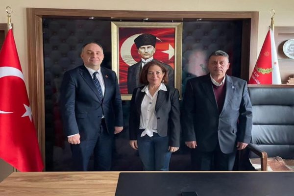 MEMLEKET PARTİSİNDEN EMNİYET MÜDÜRÜNE ZİYARET