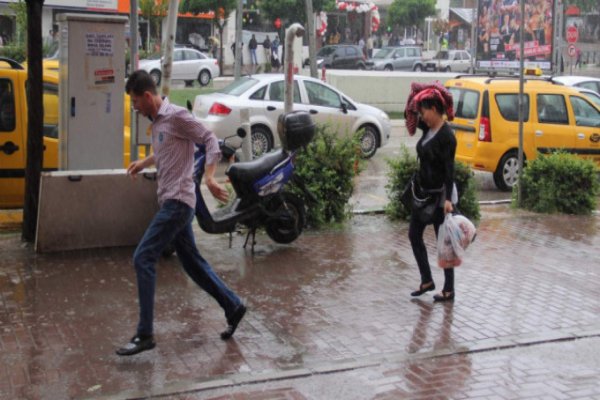Meteoroloji'den önemli uyarı! Çok kuvvetli geliyor