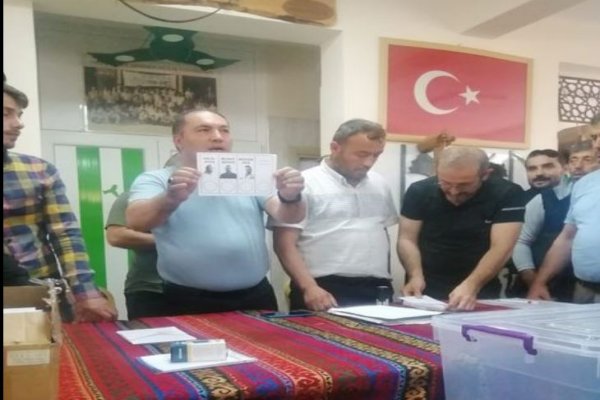 MUHSİN DEŞ 188 OYLA BAŞKAN SEÇİLDİ