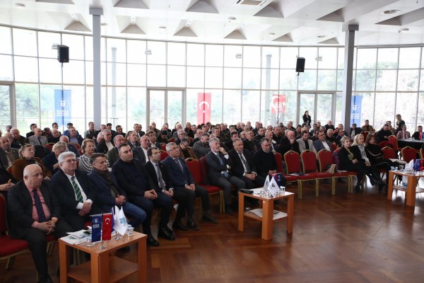 Muhtarlarla 'Çevre Düzeni Planı' buluşması