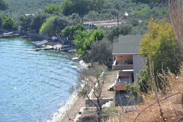 Narlı kıyıları yağmalanıyor