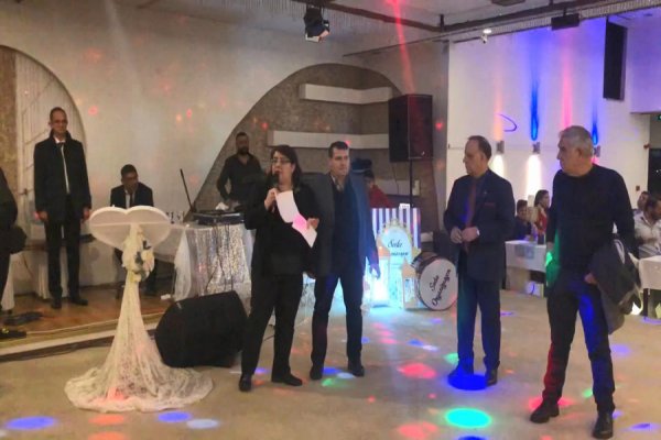 Niran Ünsal Gemlik Konserine çıkmadı