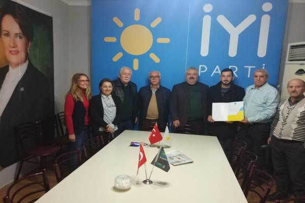 Özbek Mazbatasını aldı
