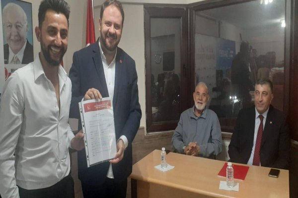 Saadet Partisinden Belediye Başkanlıgına aday adayı Deniz Ugurlu oldu