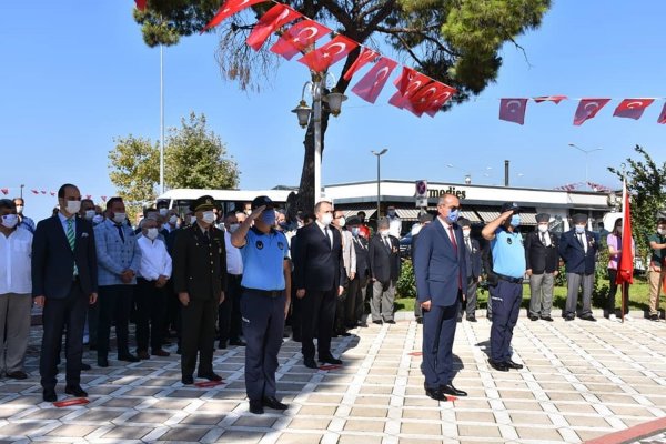 Şanlı kurtuluşun 98. yılı kutlandı