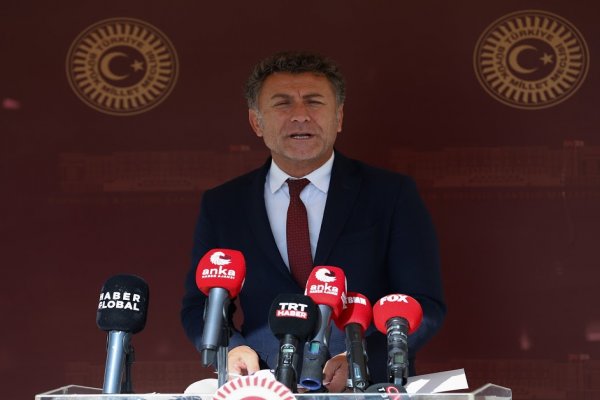 Sarıbal: Deprem Değil Bina Öldürüyor