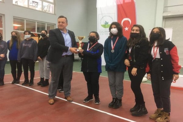 Satranç ’ta GCBAL ’in İki Takımı da Dereceye Girdi