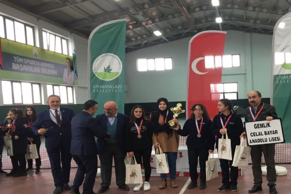 Satrançta Bursa’nın en iyisi GCBAL oldu