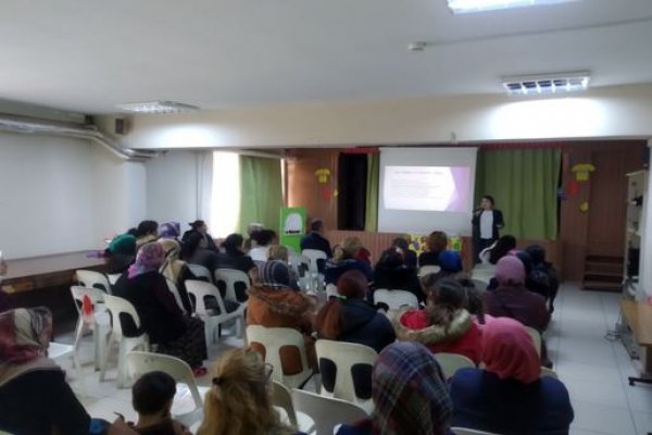 ŞEHİT CEMAL İLKOKULU’NDA AİLE  ve ÇOCUK SEMİNERİ