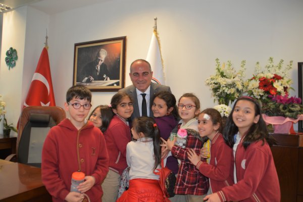 SERTASLAN'A ÇOCUKLARDAN SEVGİ SELİ