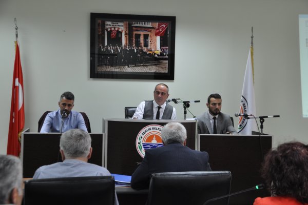 Sertaslan, “Belediyeye hiç gelmeden 5 yıl maaş alanları bulduk”