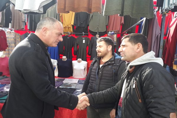Sertaslan, “Halk markette her şey var, para yok”