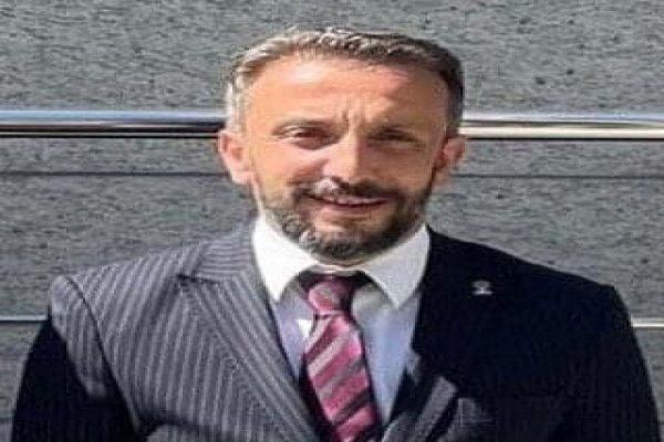 TAŞAR'DAN BELEDİYE BAŞKANINA SERT ELEŞTİRİLER...