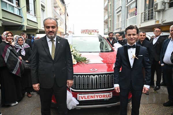 TOGG GELİN ARABASI OLDU