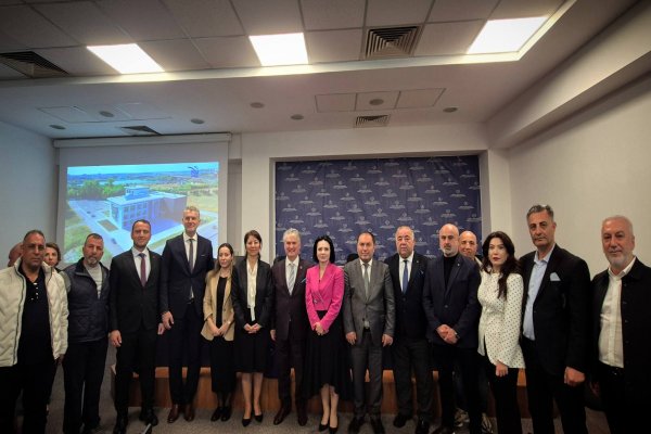 Uluslararası Temaslar Meyvesini Verdi: Gemlik ve Köstence Ticaret Odaları Arasında İş Birliği Protokolü İmzalandı