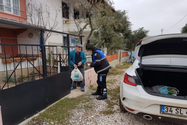 Yaşlı ve ihtiyaç sahiplerine yardım eli