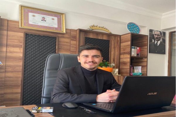 YENİ BAŞKAN AV. MUSA ÇİÇEK