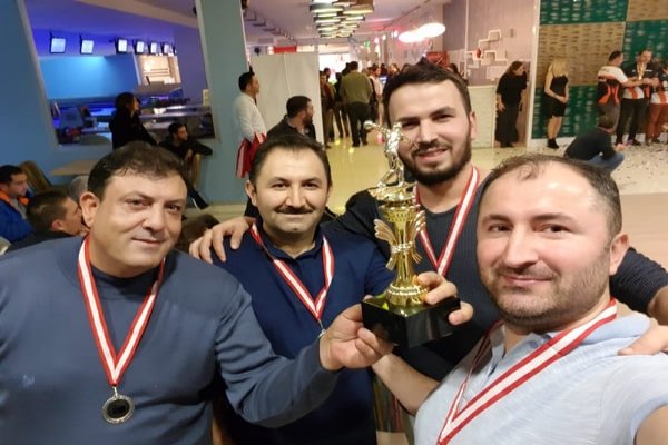 Yiğitler İnşaat takımı Bowling’te ikinci oldu