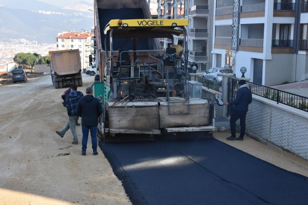 Yollara belediye eli değiyor