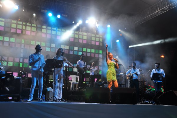 Zeytin Festivali Ziynet Sali konseri ile son buldu